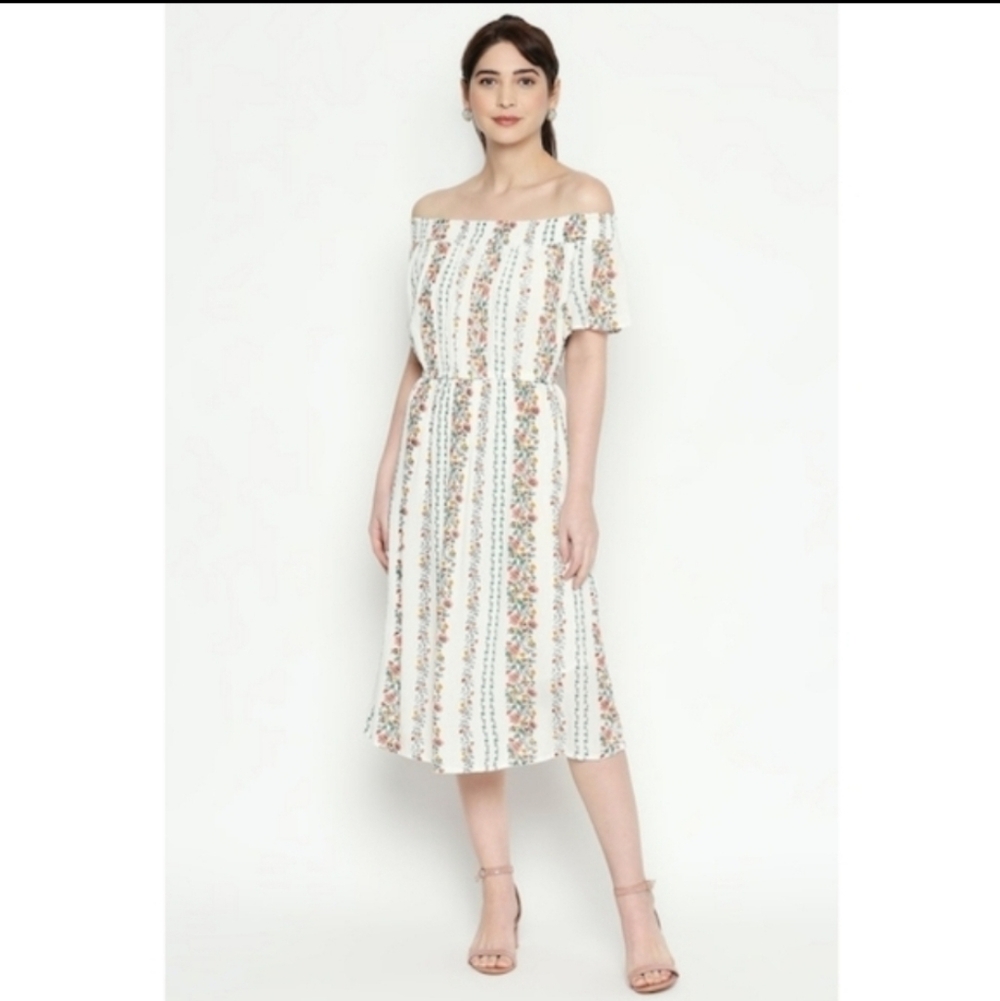 𝙊𝙡𝙙 𝙉𝙖𝙫𝙮 Floral Striped Off-Shoulder Midi Dress in Cream • XS